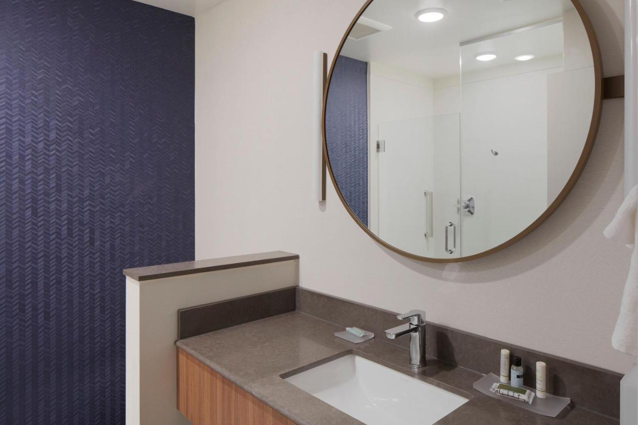Fairfield Inn & Suites By Marriott Stony Creek Екстериор снимка